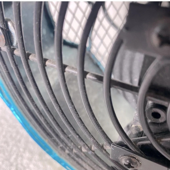 Deco Breeze Blue Yellow  Metal Fish Fan - Picture 8 of 15